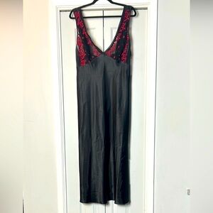 SILKWEAR made in CANADA Black and Red Lace Chemise/Nighty with V-Neckline.